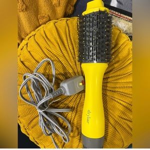 Drybar blow dryer double shout